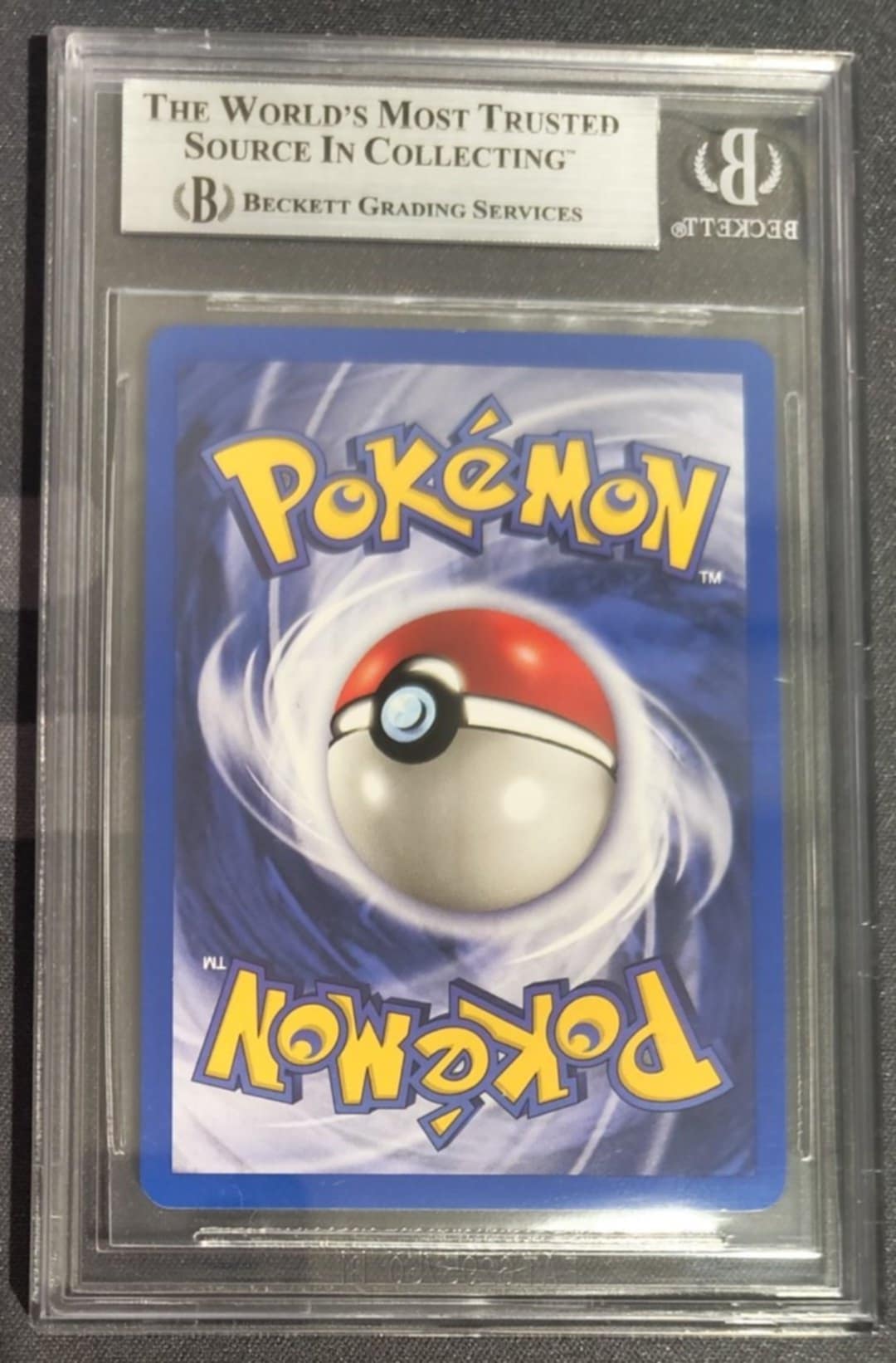 2000 Pokemon Neo Genesis 1st Edition #9 Lugia HOLO R BGS 8.5