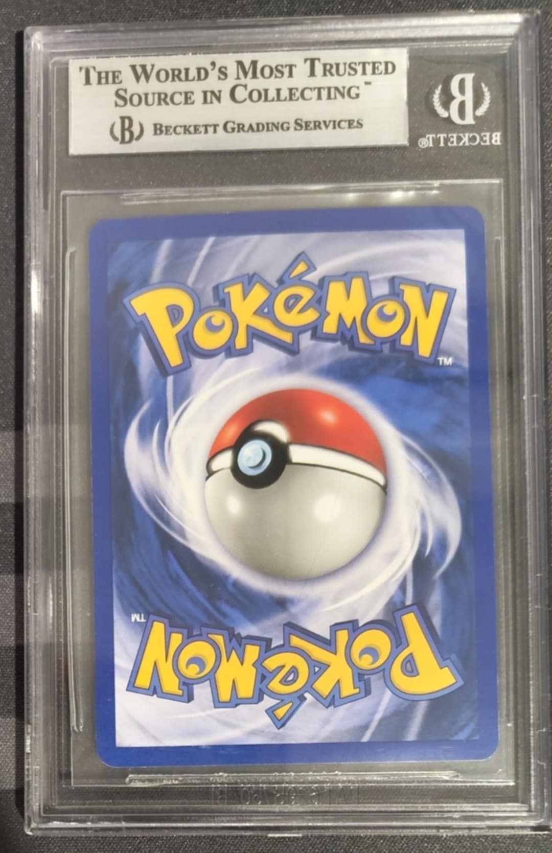 2000 Pokemon Neo Genesis 1st Edition #17 Typhlosion Lv.55 HOLO R BGS 8.5